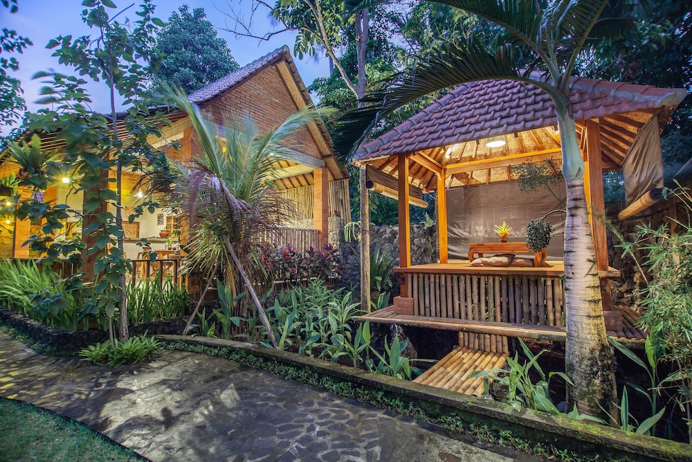 Jero Sebali Villa 2/48