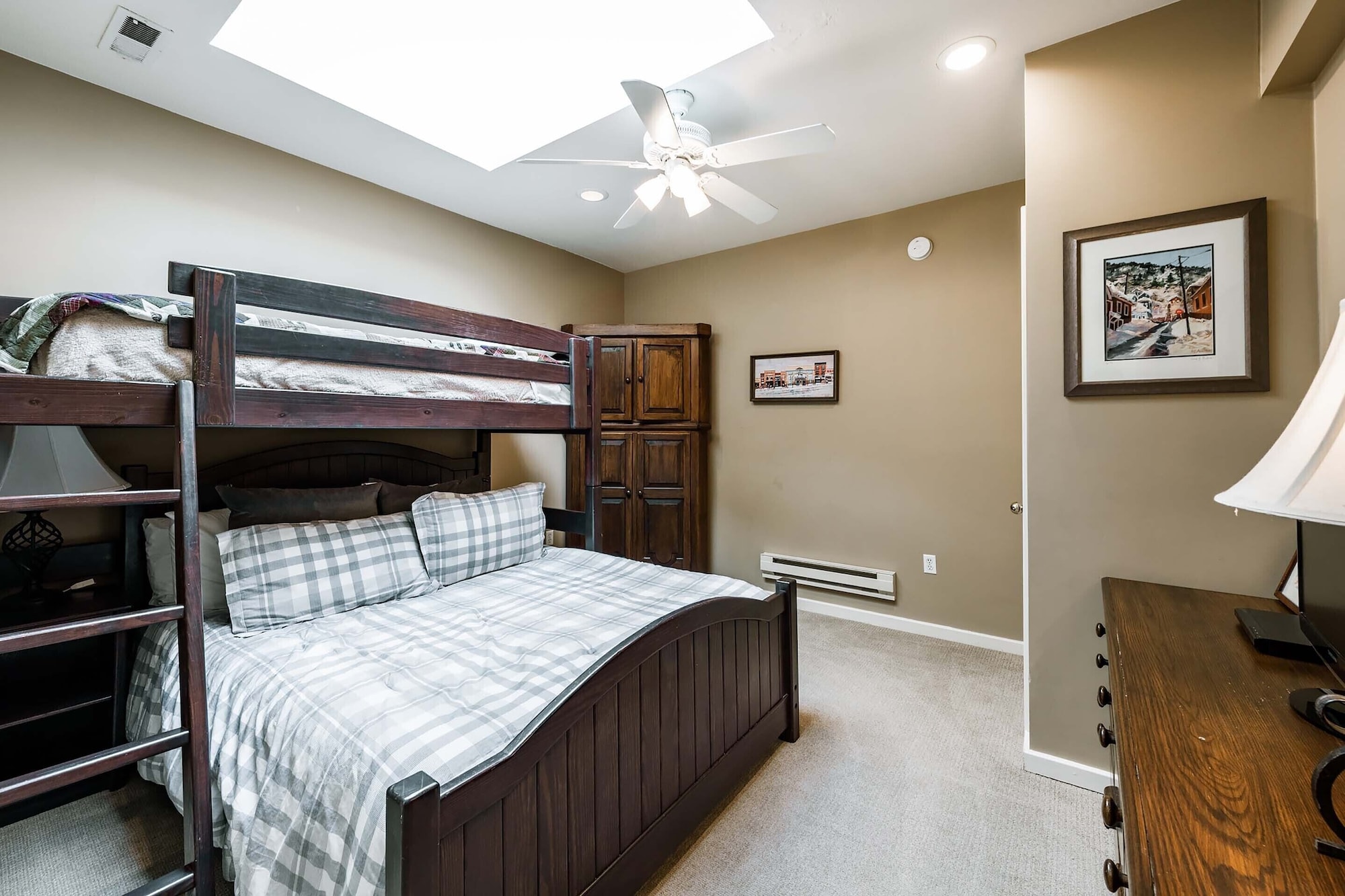 3 Bedrooms, Condominium, 1 Double and 3 Queen Beds, 2 Sofa
