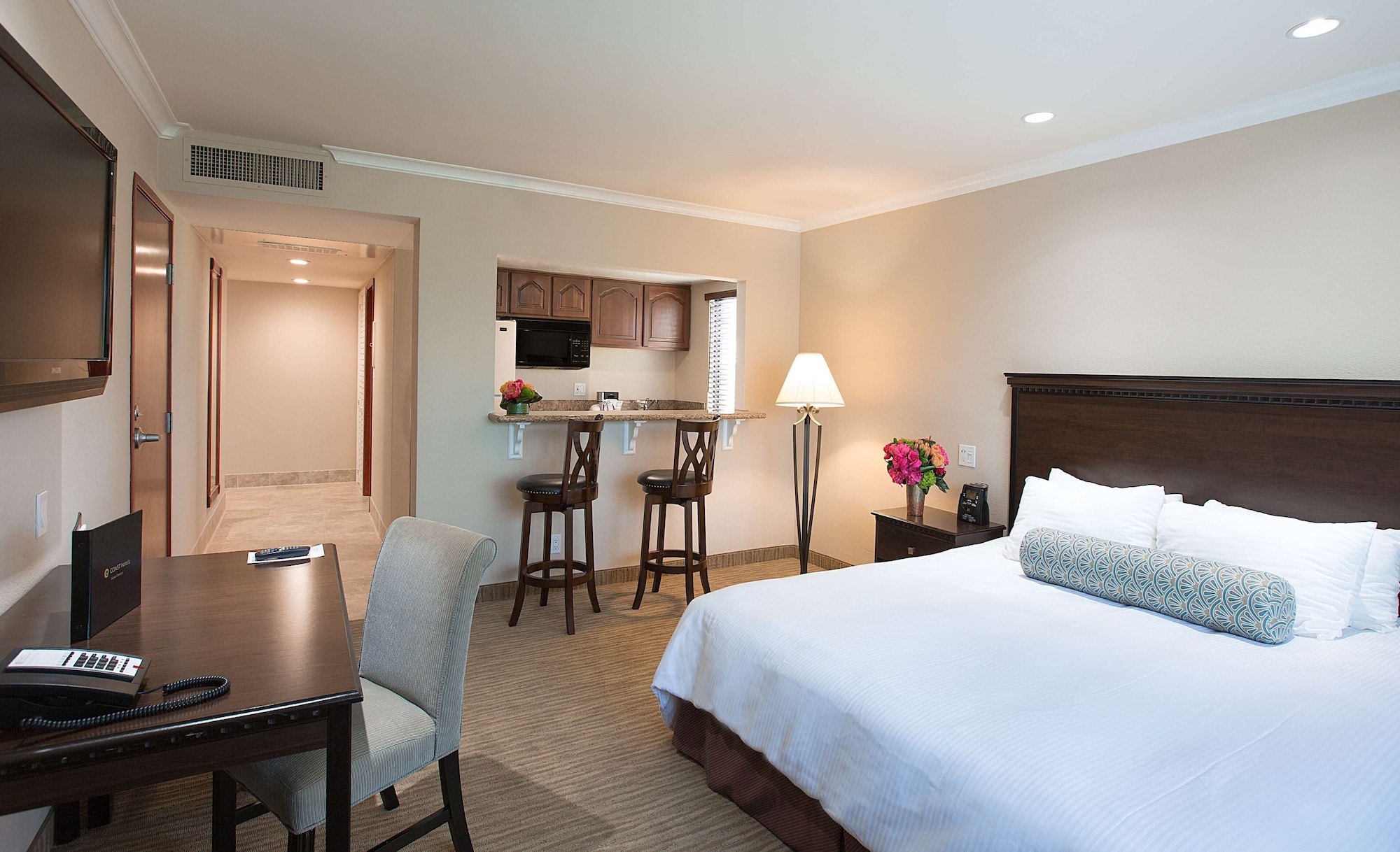 Coast, Mini, Premium, Suite, King Bed