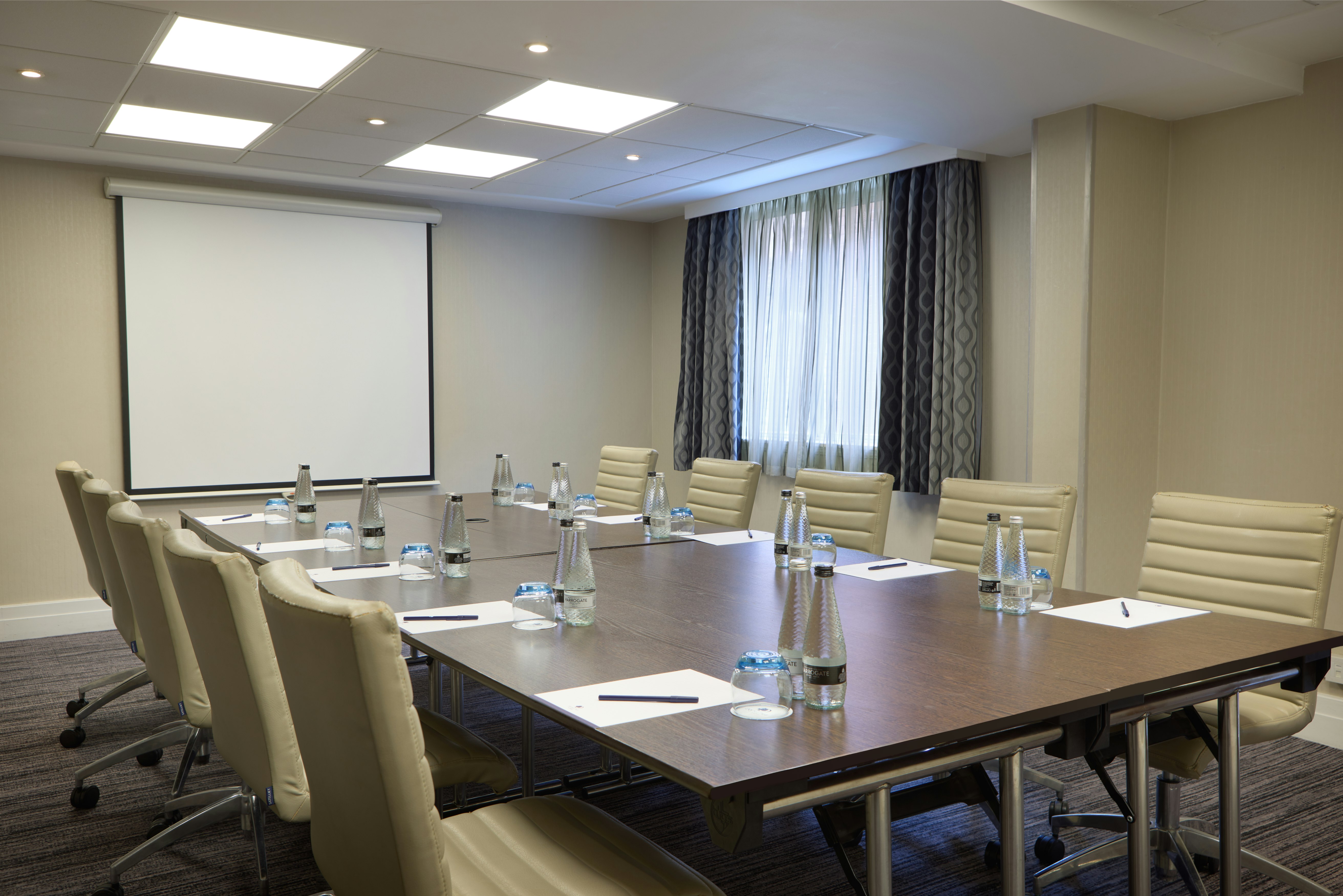 DoubleTree by Hilton St Anne's Manor 64/75