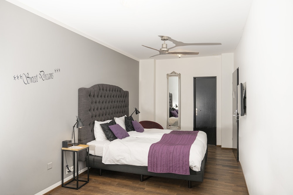Boutique Hotel Weisses Kreuz 9/38