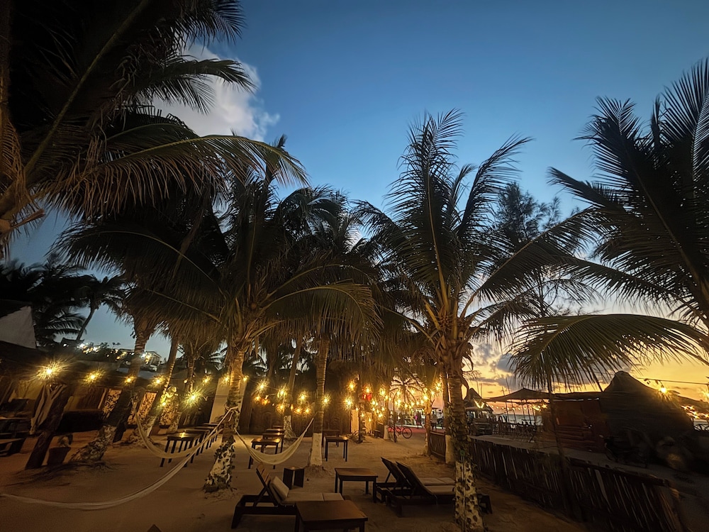 La Diosa Kali Beach Front Hotel 34/50