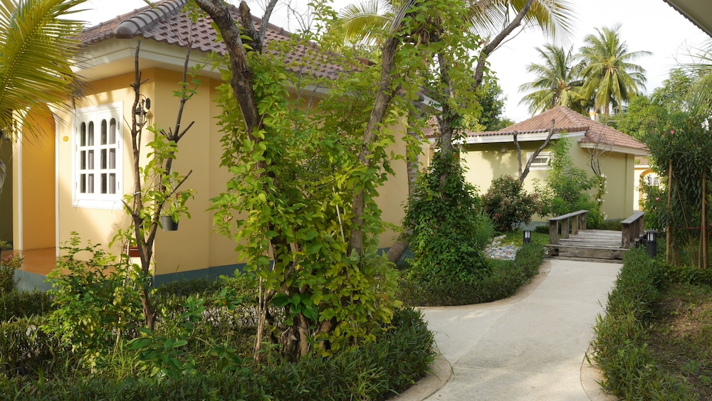Wangpla Villa Resort 64/67