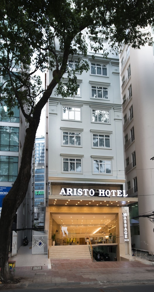 Aristo Saigon Hotel 2/50