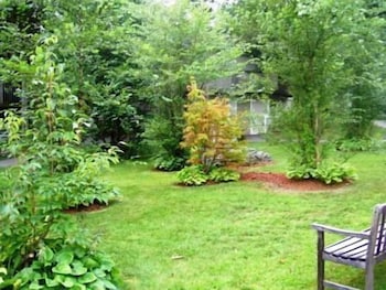 Cedar Park Whirlpool Suites 48/61