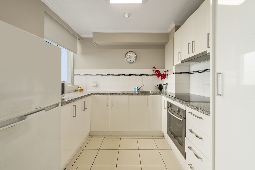 Sandpiper Apartments 26/71
