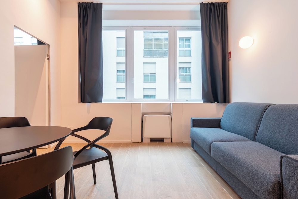 easyhomes - City Centre Suites 28/50