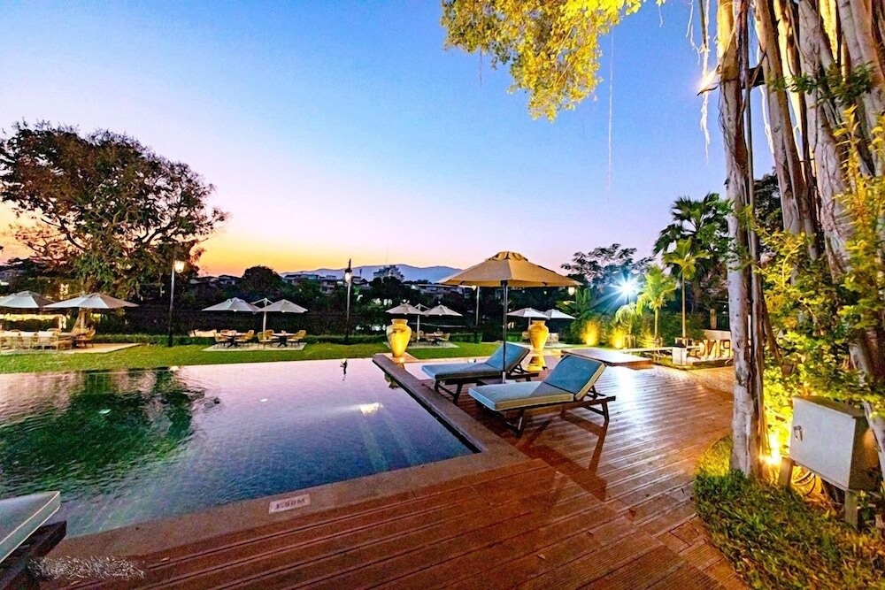 Buri Sriping Resort Hotel and Spa 45/48