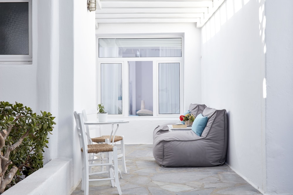 Mykonos Town Suites 32/46