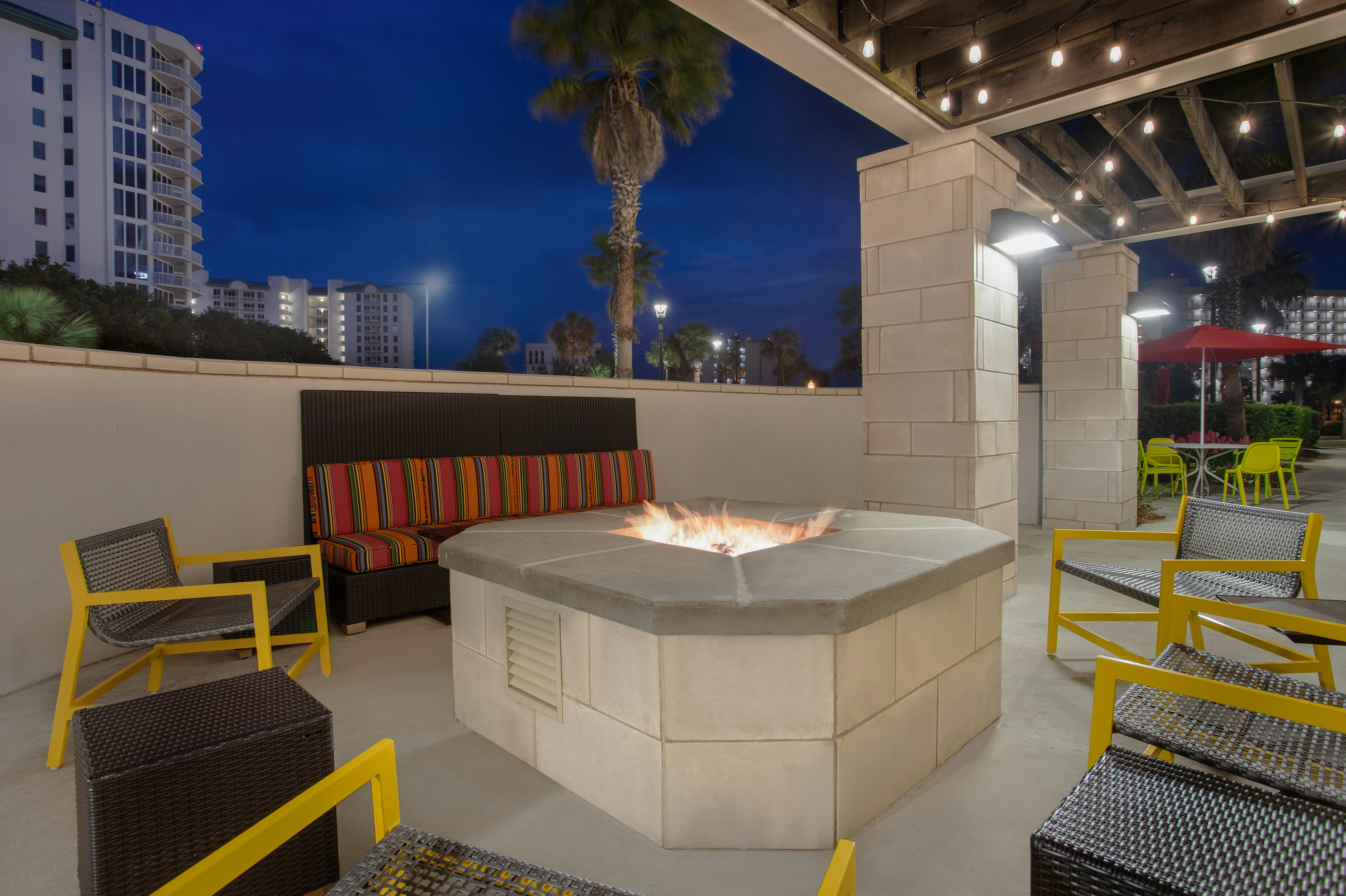 Home2 Suites By Hilton Destin Fl 16/63