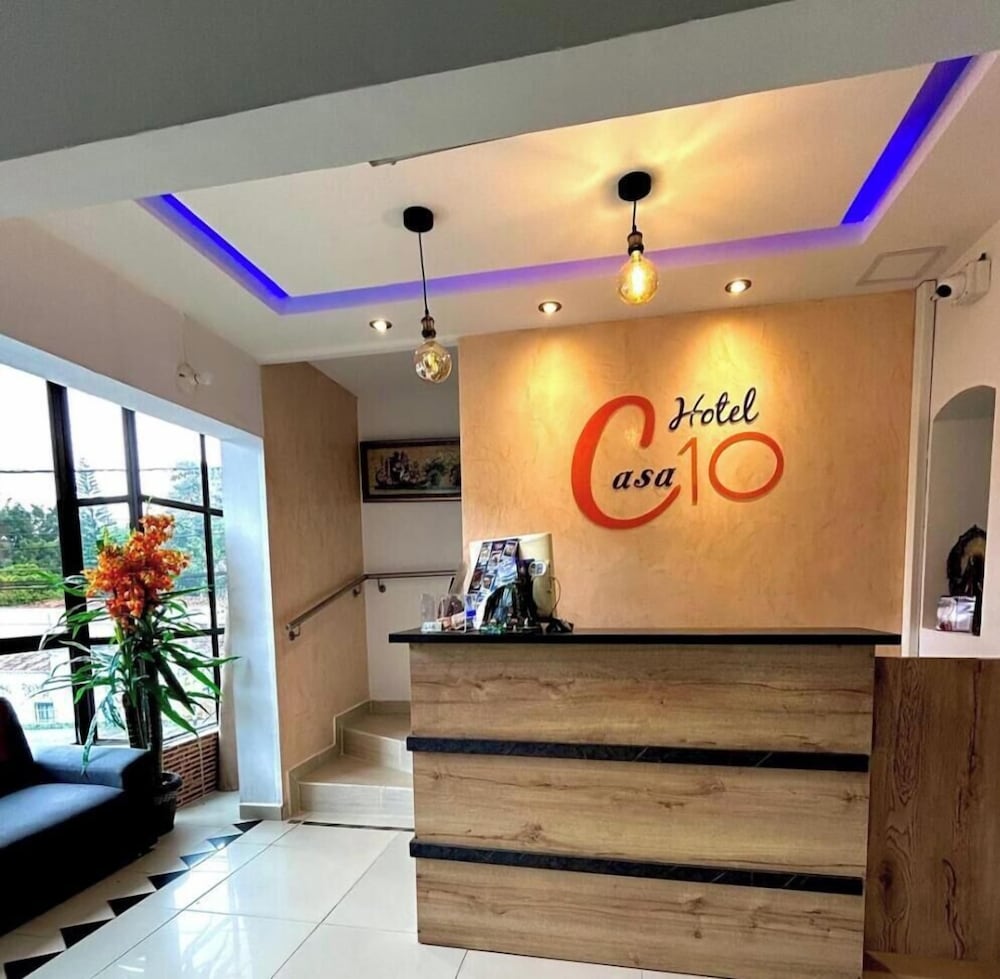 Hotel Casa 10 10/60