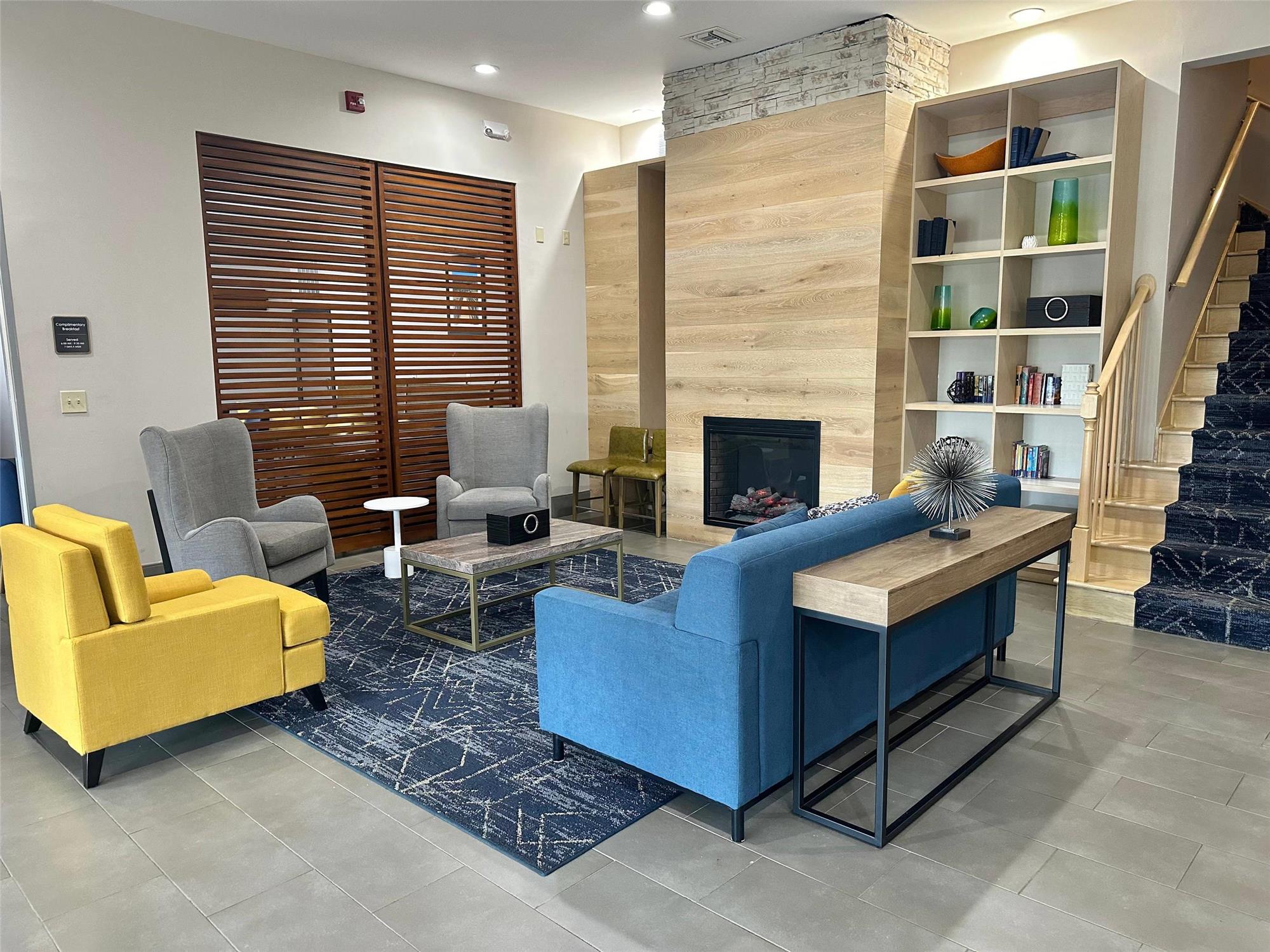 Comfort Inn and Suites Cartersville 6/11