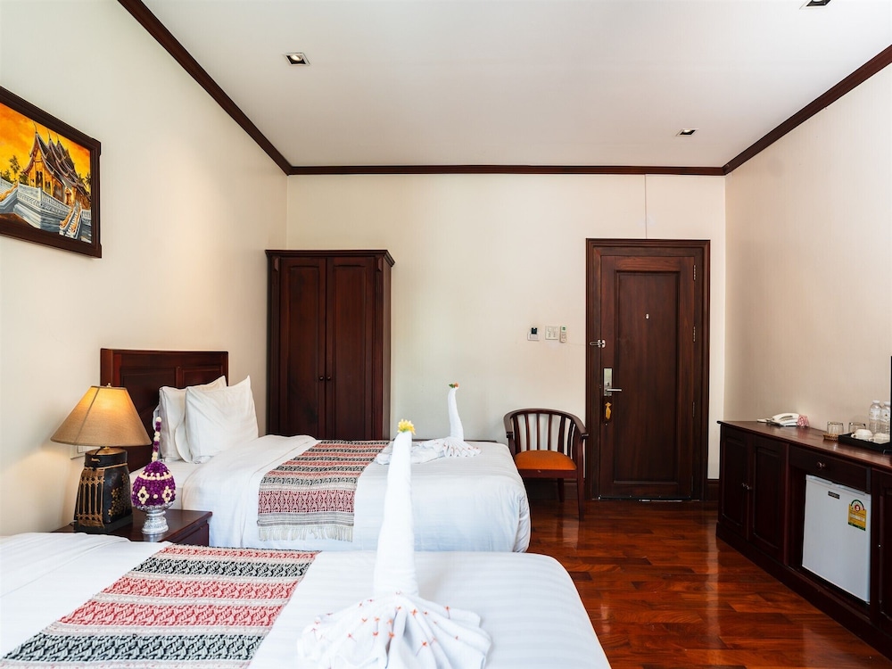 Houngvilai Hotel 12/49