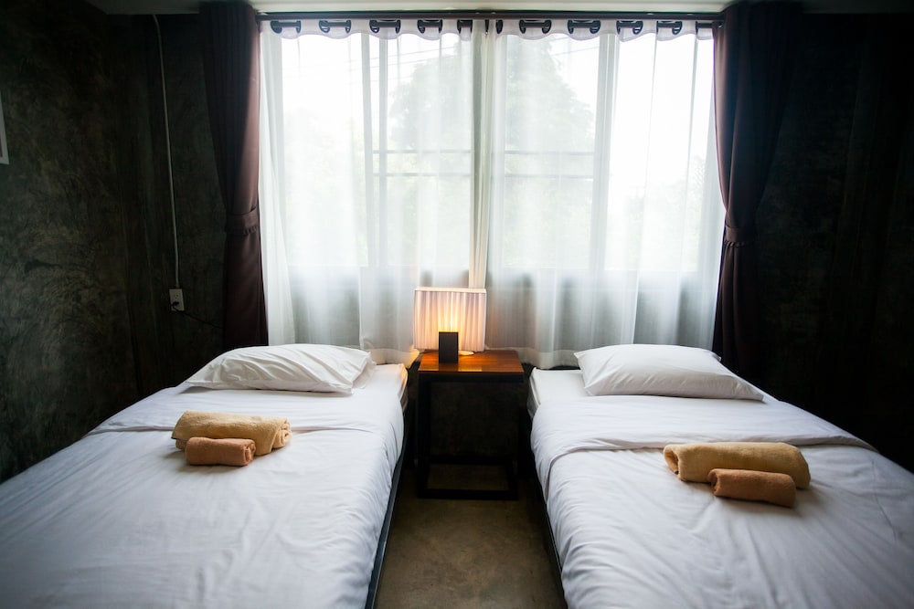 Afterglow Hostel 33/50