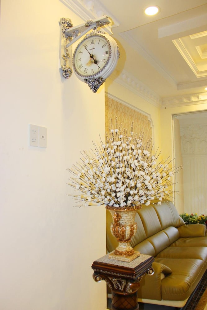 Royal Hotel Dalat 17/57