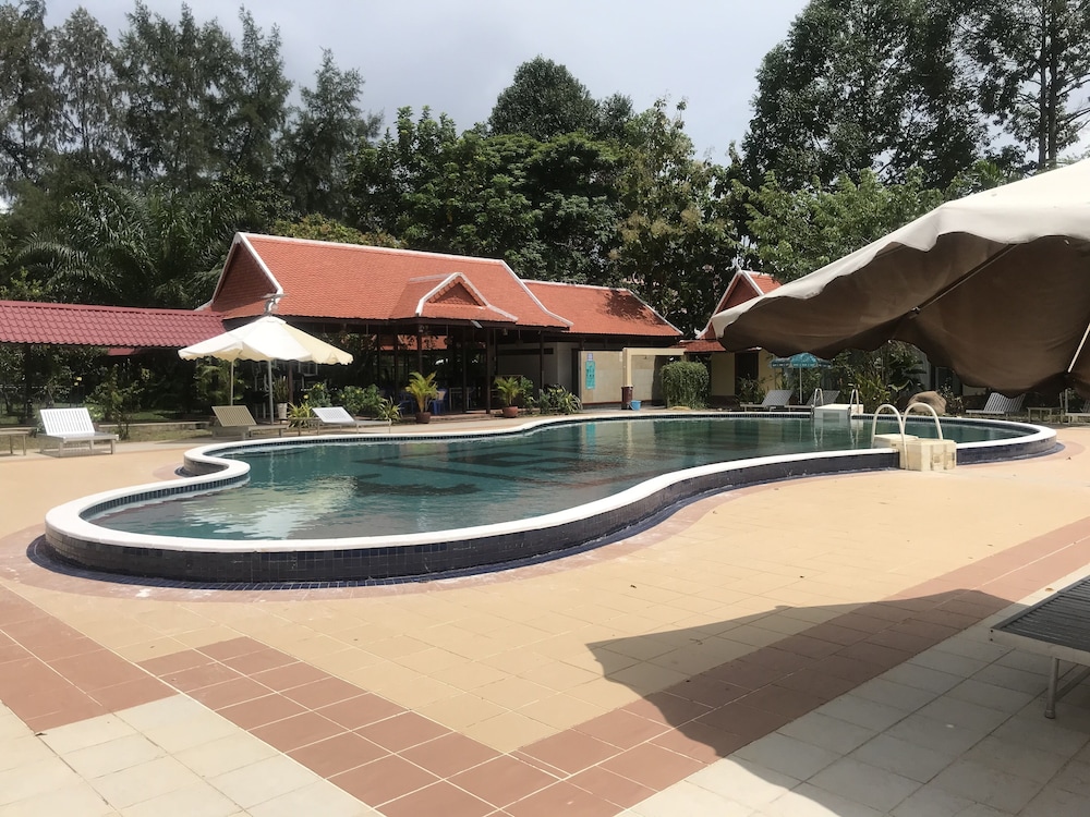 Don Bosco Hotel School 37/60