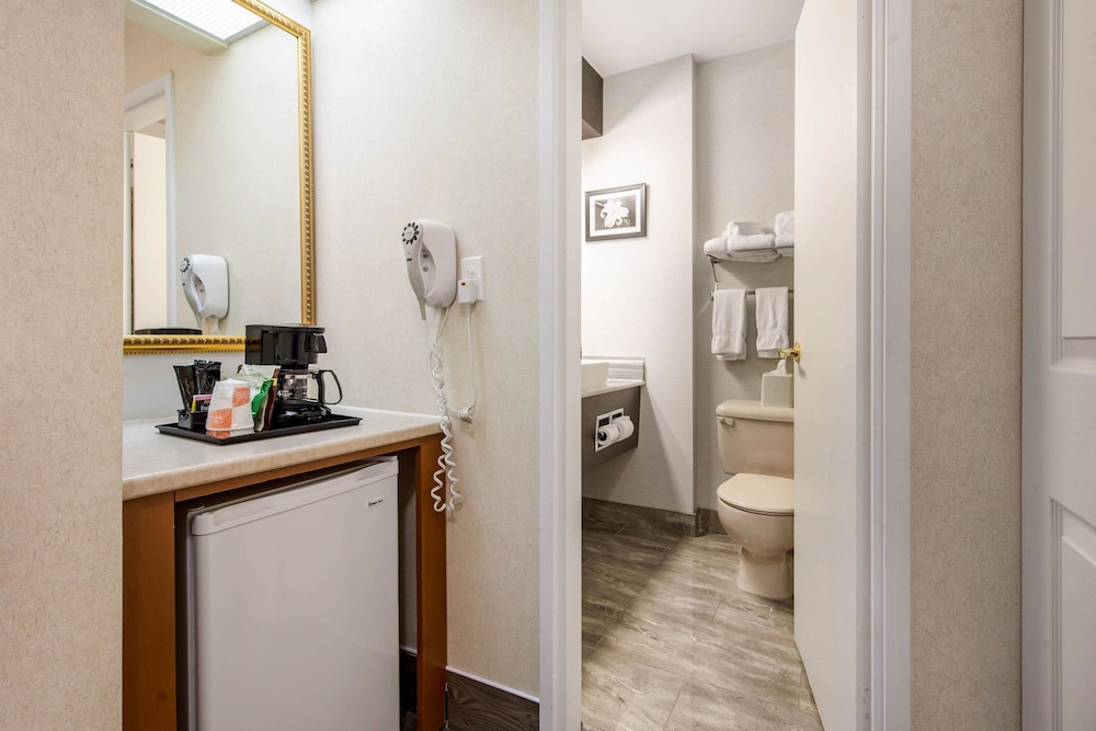 Quality Inn & Suites Gatineau 3/42