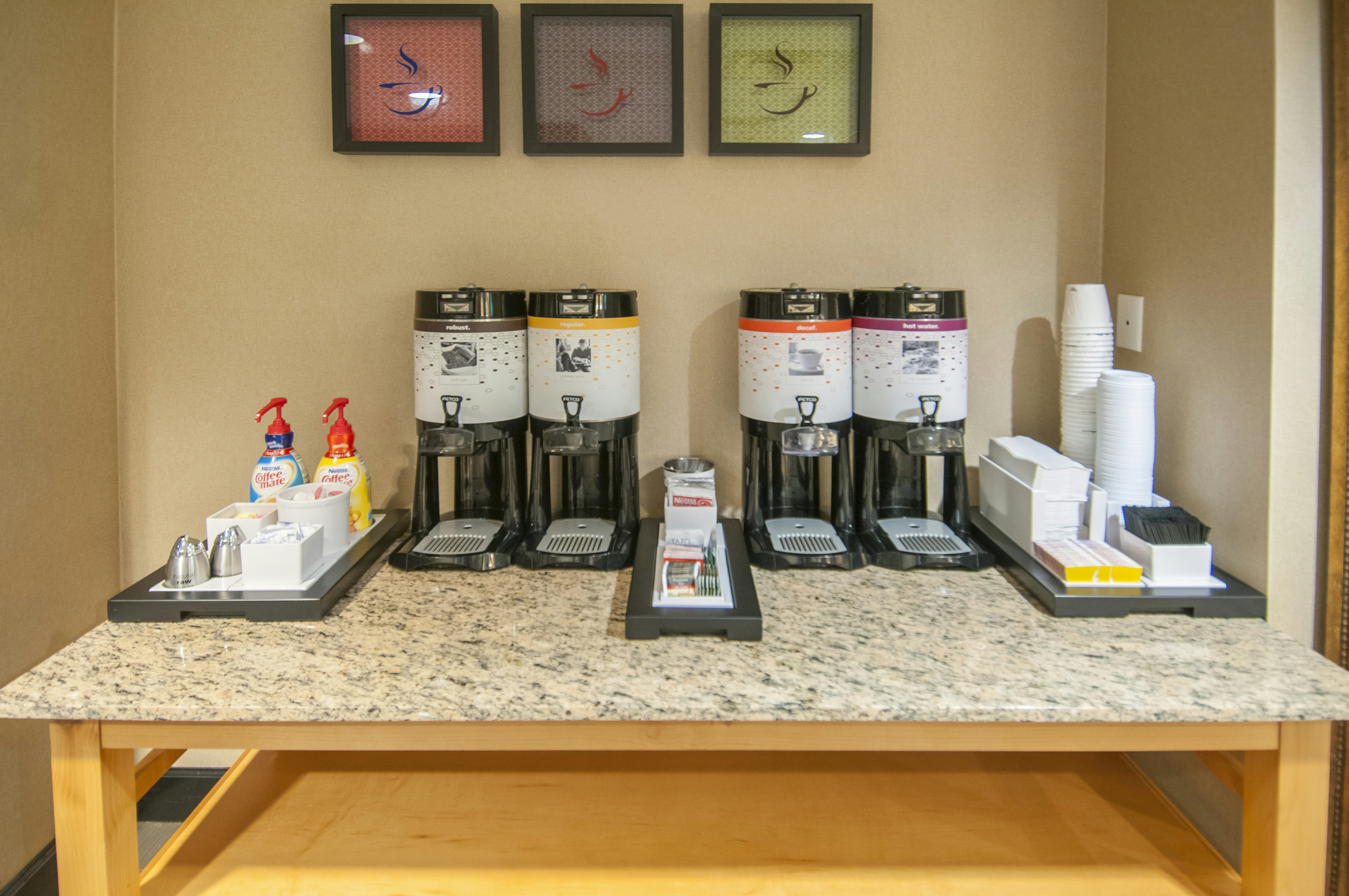Hampton Inn Lafayette LA 28/34