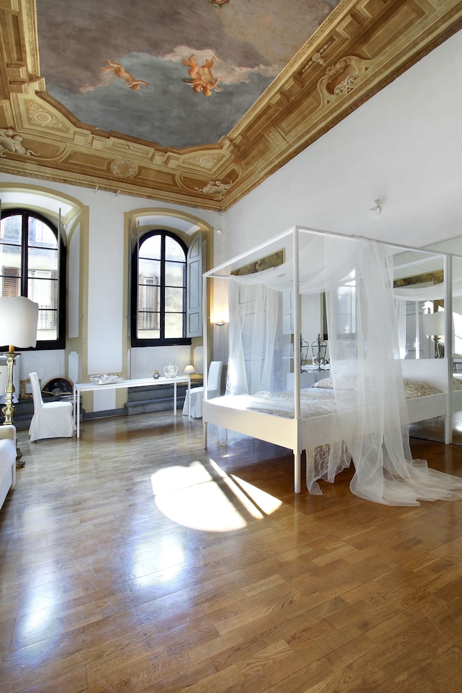 PALAZZO TOLOMEI RESIDENZA D'EPOCA 23/50