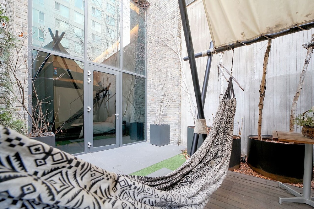 Js Boutique Hotel 74/76