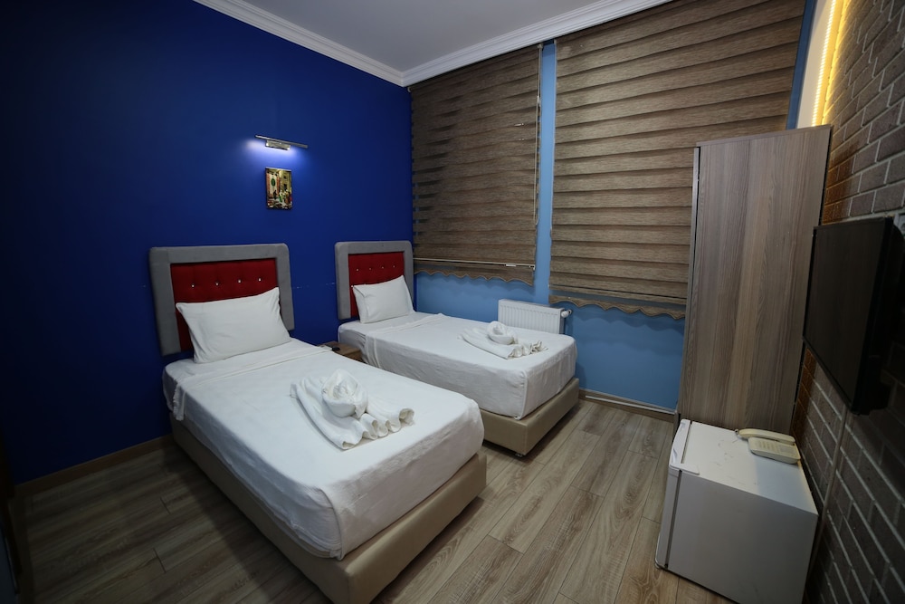 TAKSIM PARK SUITES 12/54
