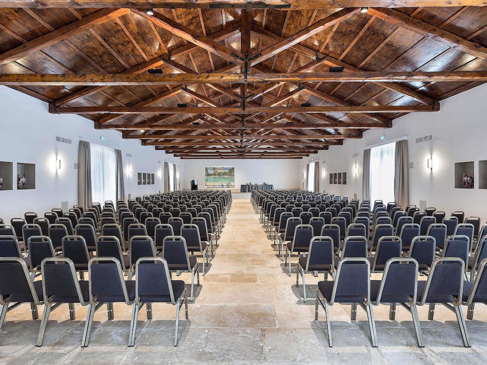 Mercure Villa Romanazzi Carducci 67/76