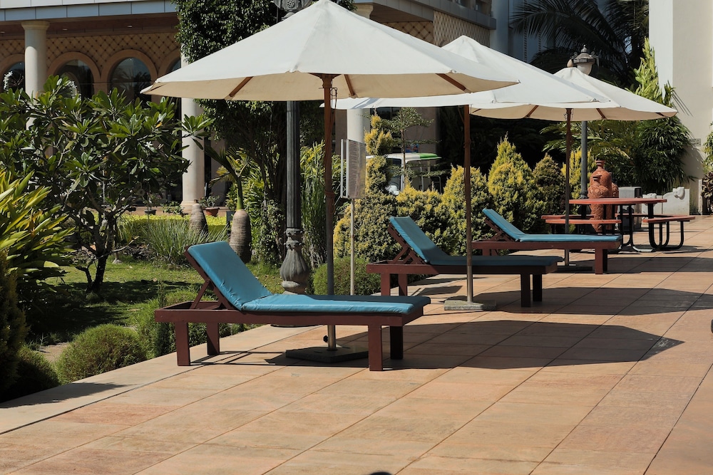 Meridian Bay Resort and Spa Kundapur 20/53