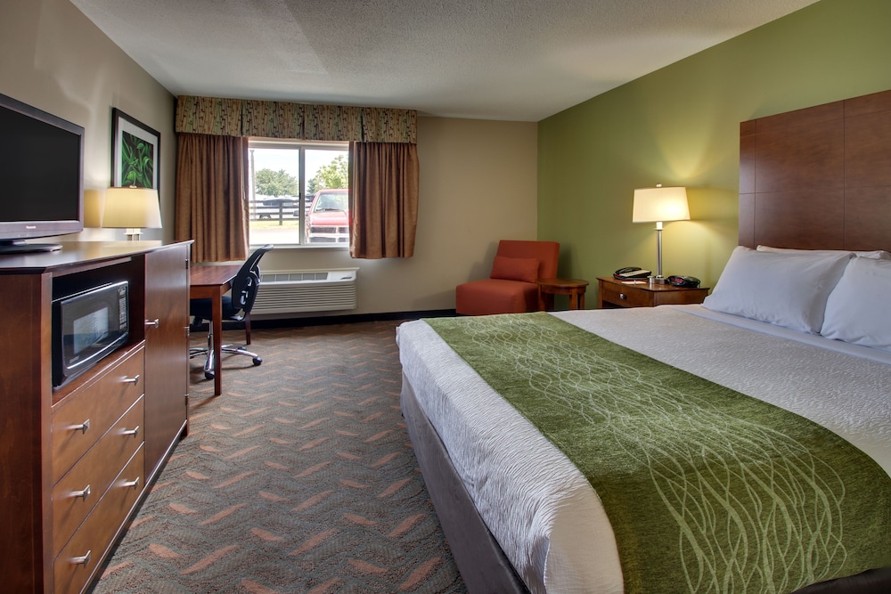 Greenfield Inn and Suites Elizabethtown KY I65 Exit 94 20/62
