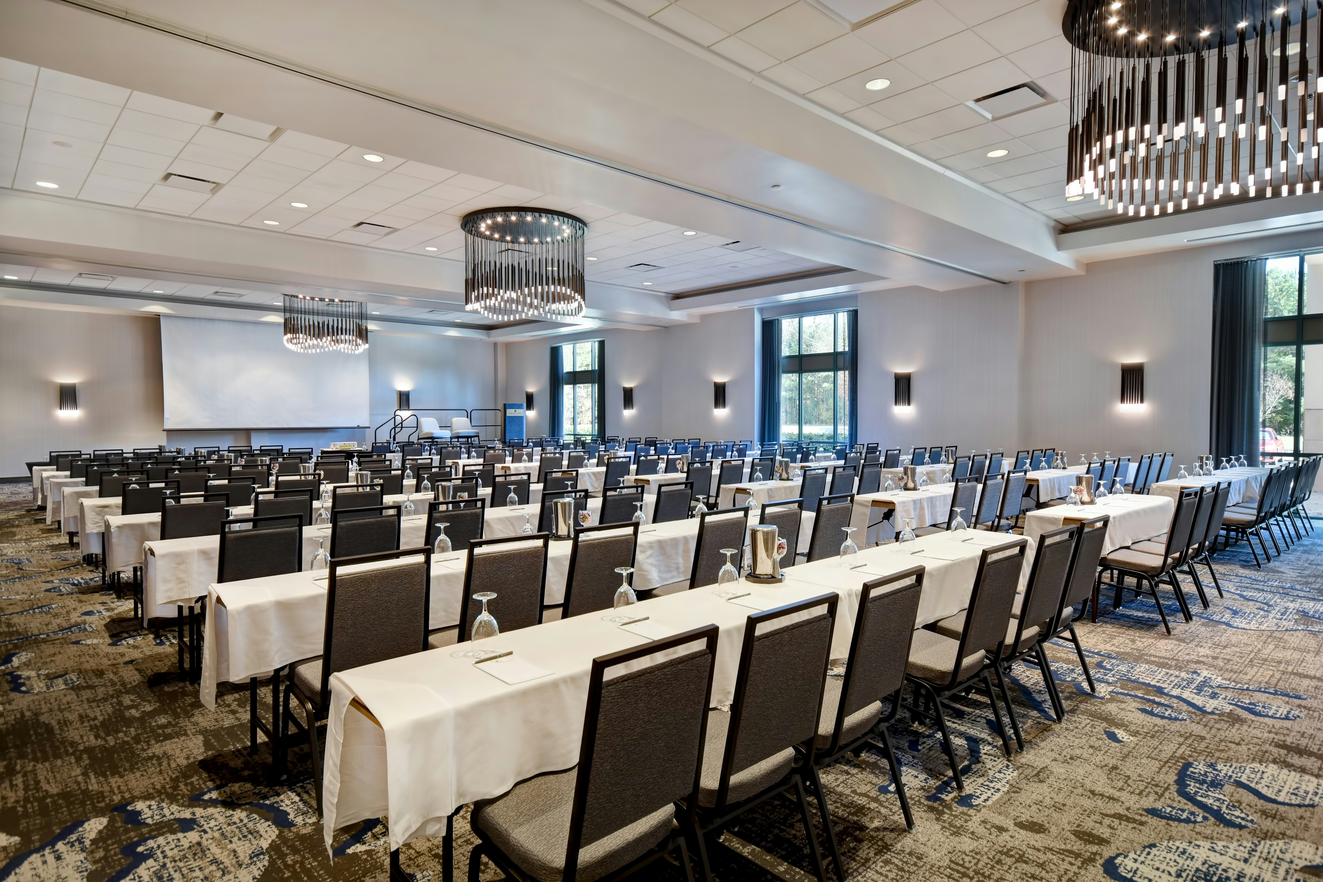 Embassy Suites by Hilton Raleigh Durham Research Triangle 64/71