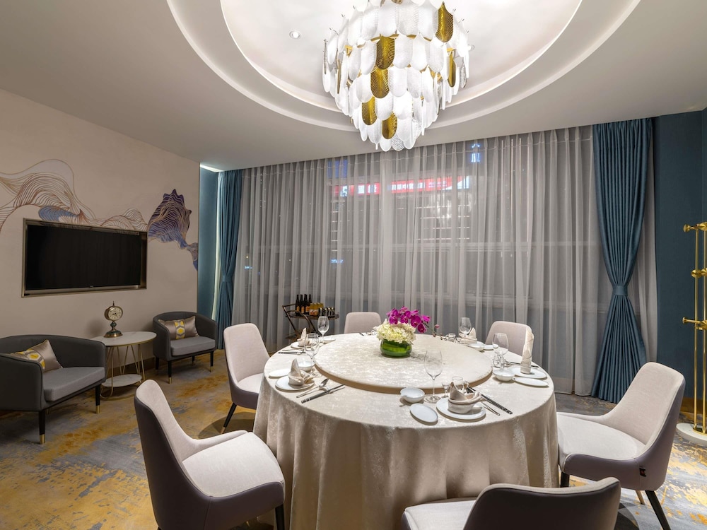 Mercure Shijiazhuang People Square 68/80