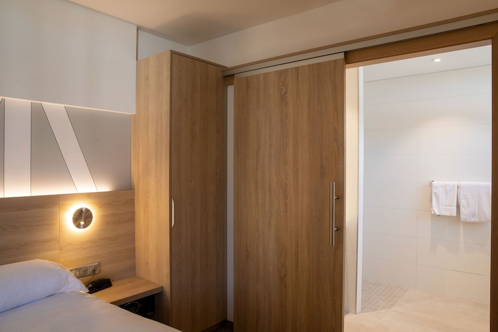 HOTEL AU BOEUF 24/49