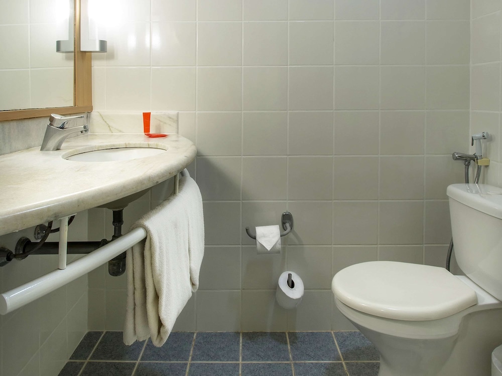 Ibis Salvador Rio Vermelho 70/73