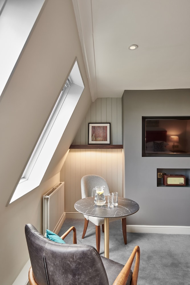 Burnham Beeches Hotel 39/41
