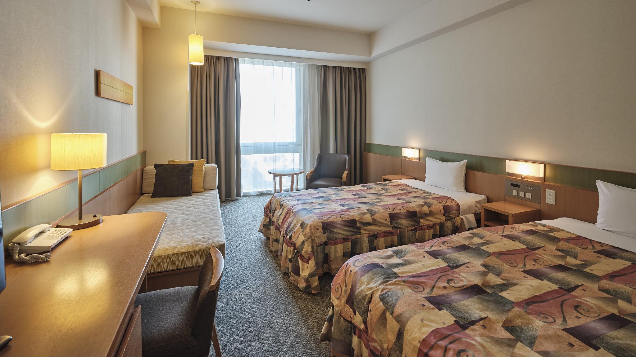 Casual, Standard, Twin Beds, New Building