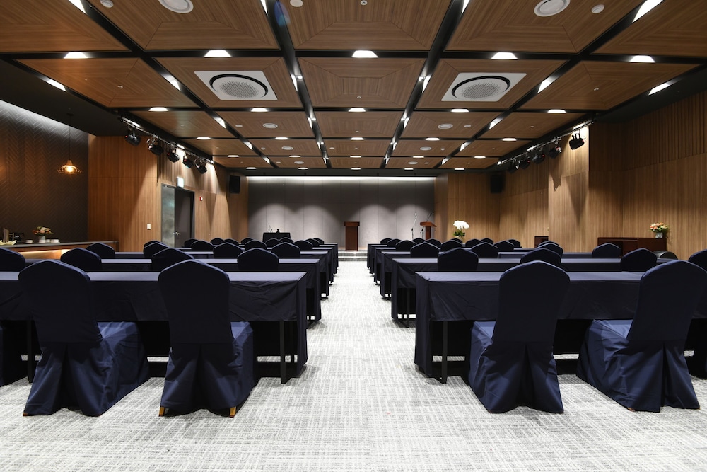 Hotel Intrada Icheon 58/66