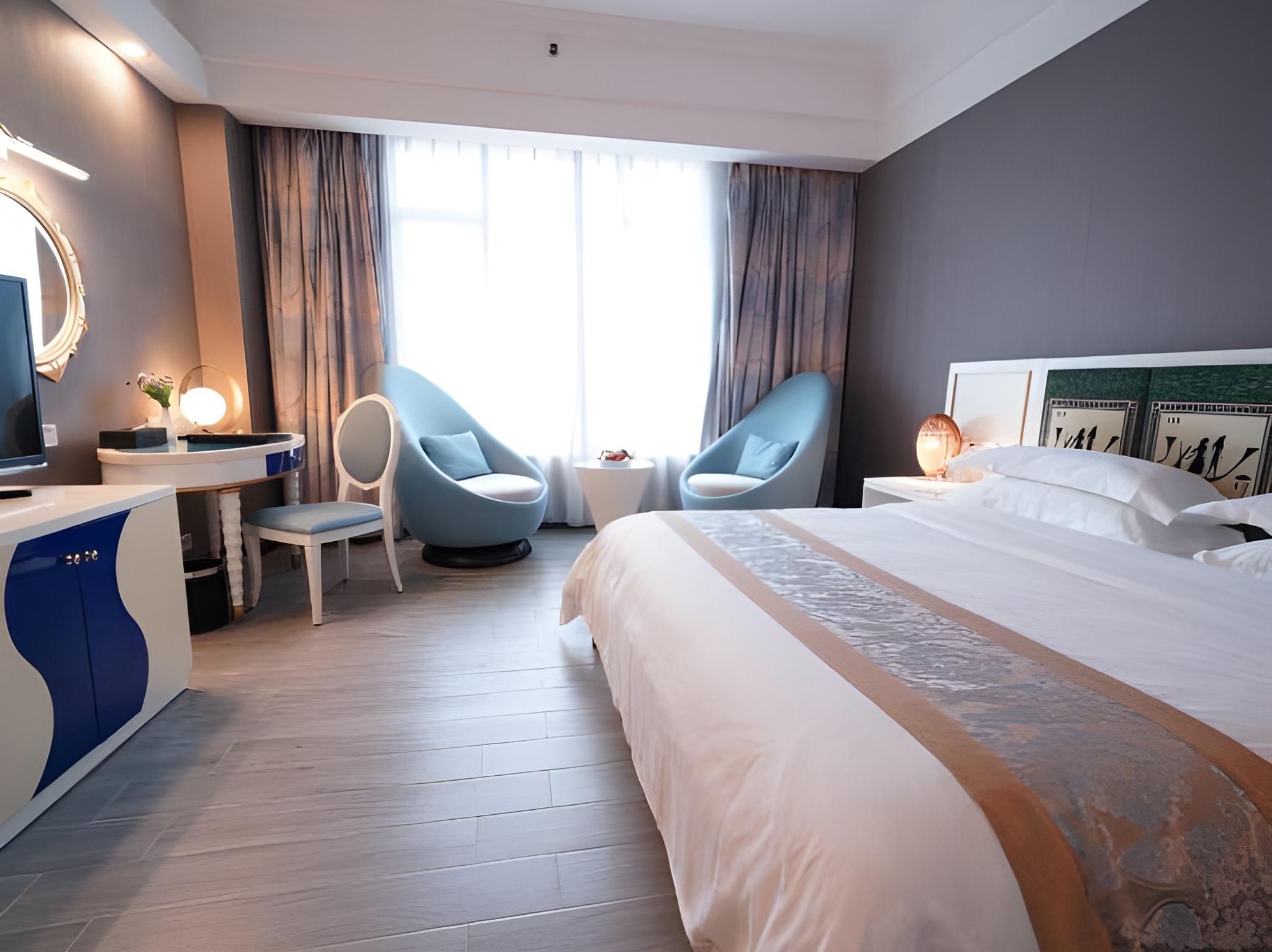 Superior, Queen Bed