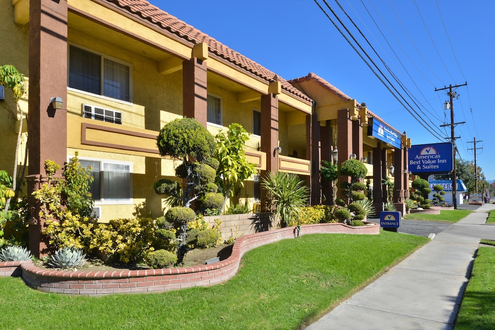 Americas Best Value Inn & Suites Fontana 4/22