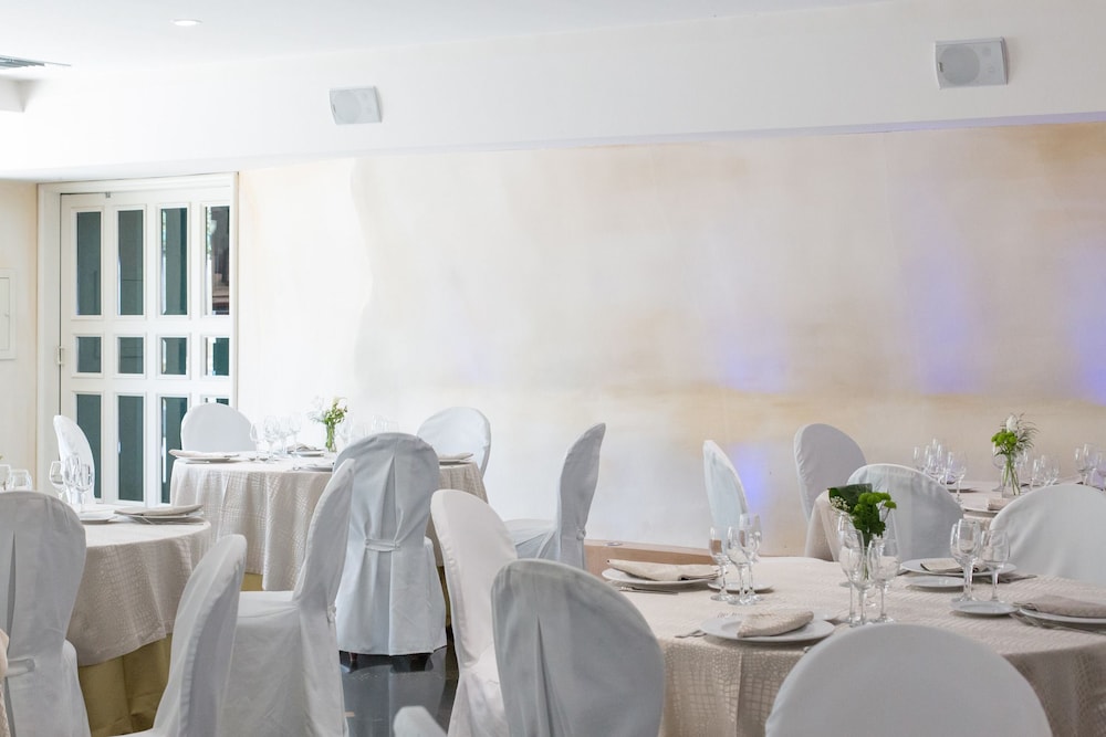 Arcobaleno Residence Hotel 44/62