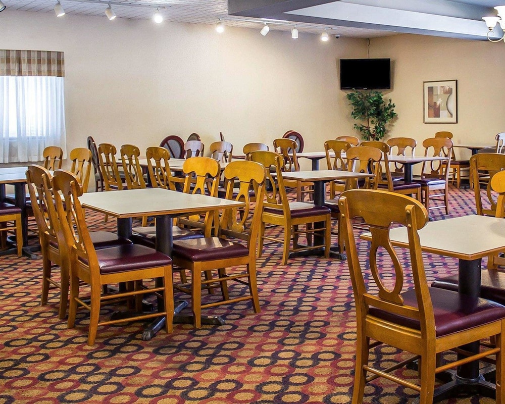 Wilkes Barre Inn And Suites 36/50