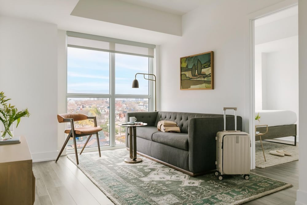 Nester Finn West Queen West 36/50