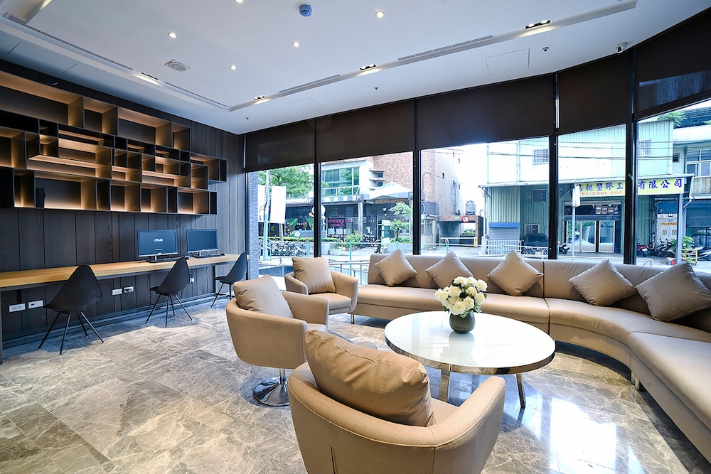 Yidear Hotel 38/58