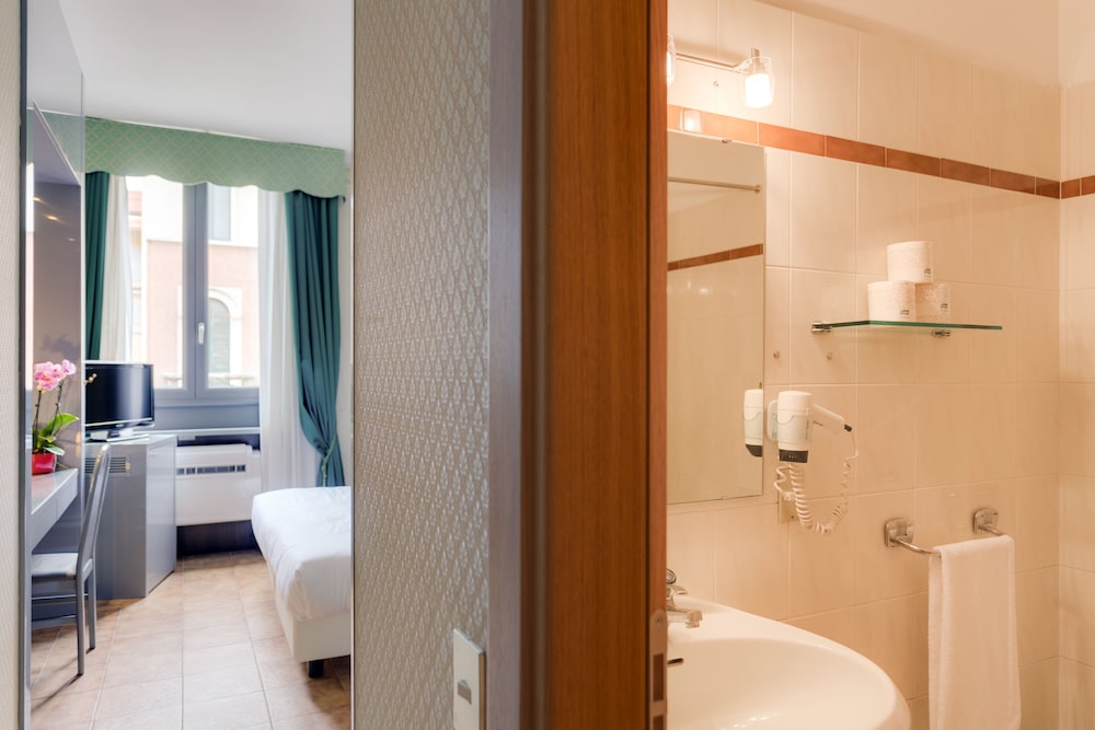 Kleos Hotel Milano 6/48