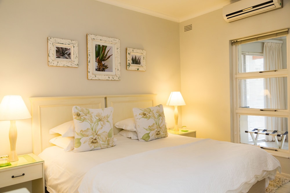 Four Palms Accommodation 45/64