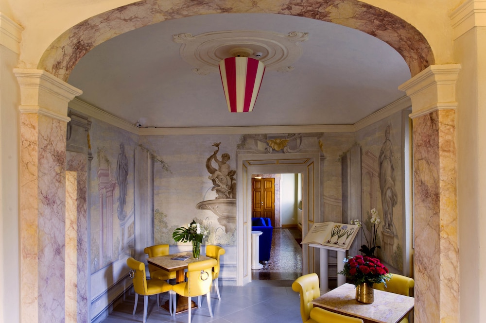 VILLA TOLOMEI HOTEL AND RESORT 5/71