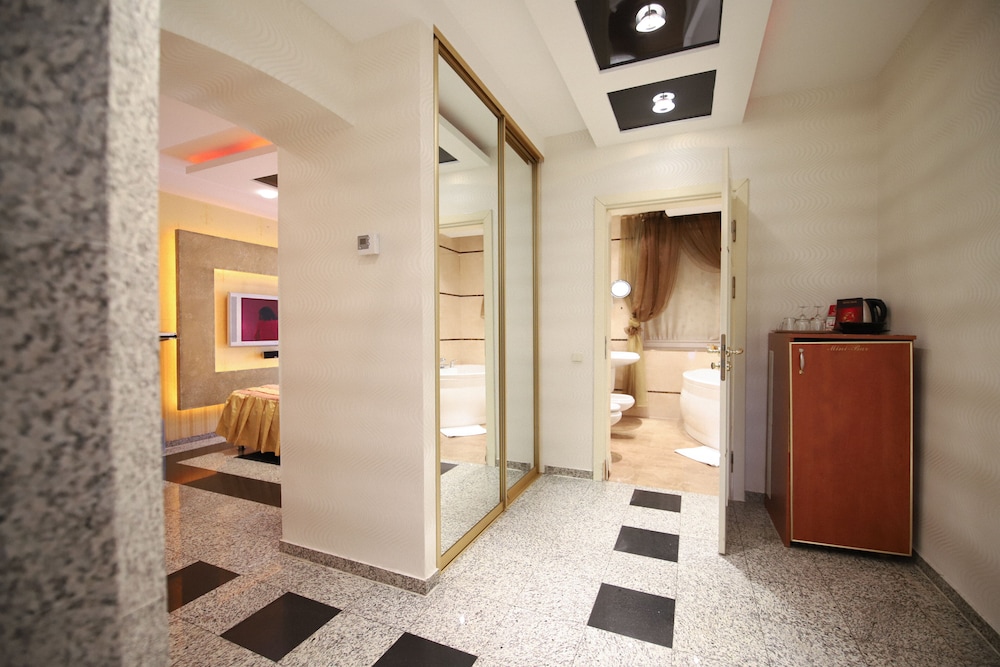 Prestige Apart Hotel 3/49