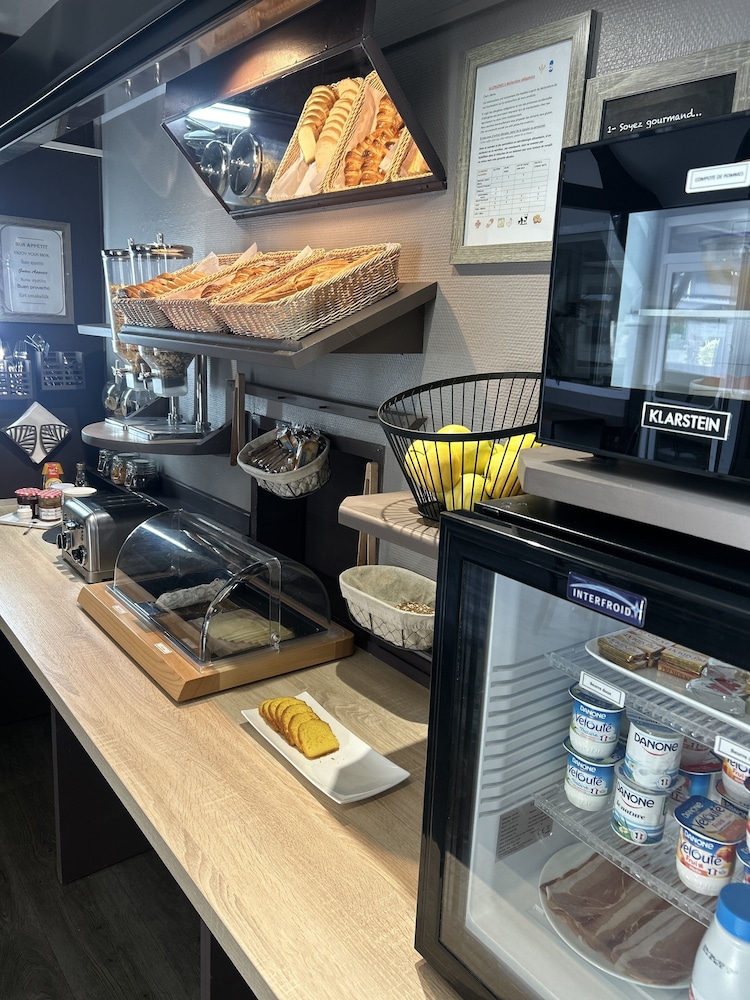 Hotel Wood Inn Merignac 33/52