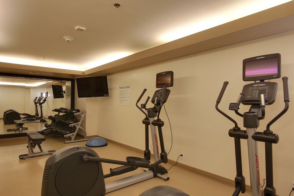 DoubleTree by Hilton Buena Park 22/57