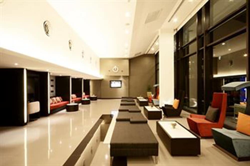 Tsix5 Hotel 30/50