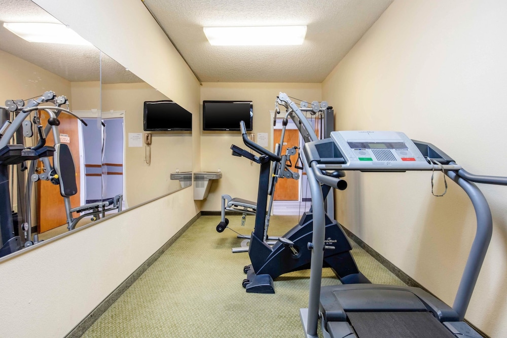 Quality Inn and Suites Pearl-Jackson 22/36