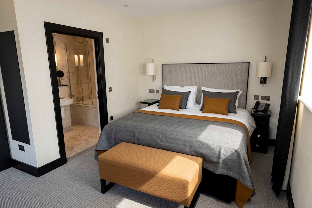 The Chester Hotel 14/49